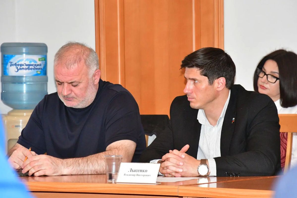 В городской Думе под председательством Александра Кочерги прошло заседание бюджетного комитета В городской Думе под председательством Александра Кочерги прошло заседание бюджетного комитета