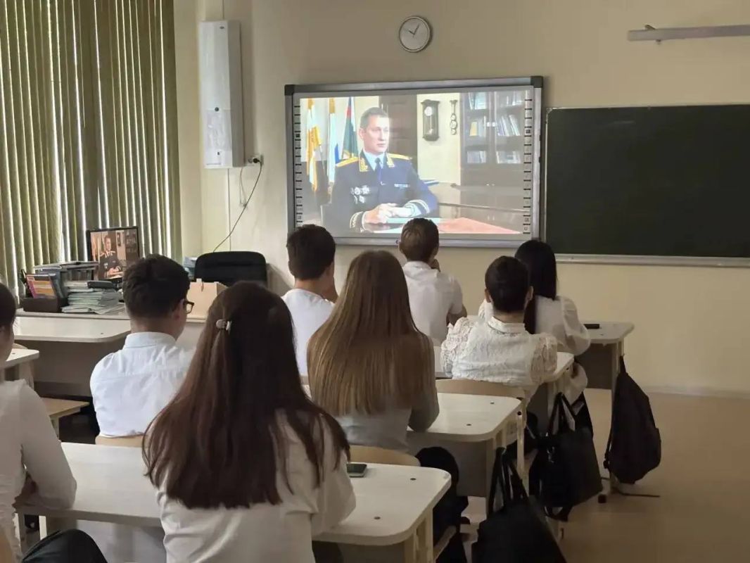 На Ставрополье сотрудники СК России организовали цикл профилактических бесед в образовательных учреждениях На Ставрополье сотрудники СК России организовали цикл профилактических бесед в образовательных учреждениях