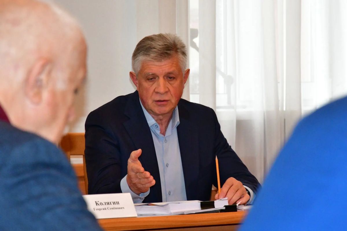 В городской Думе под председательством Александра Кочерги прошло заседание бюджетного комитета В городской Думе под председательством Александра Кочерги прошло заседание бюджетного комитета