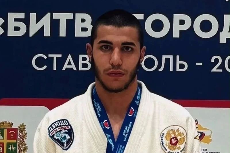 Пятигорский студент в составе сборной края занял второе место во втором этапе всероссийских командных соревнований по дзюдо