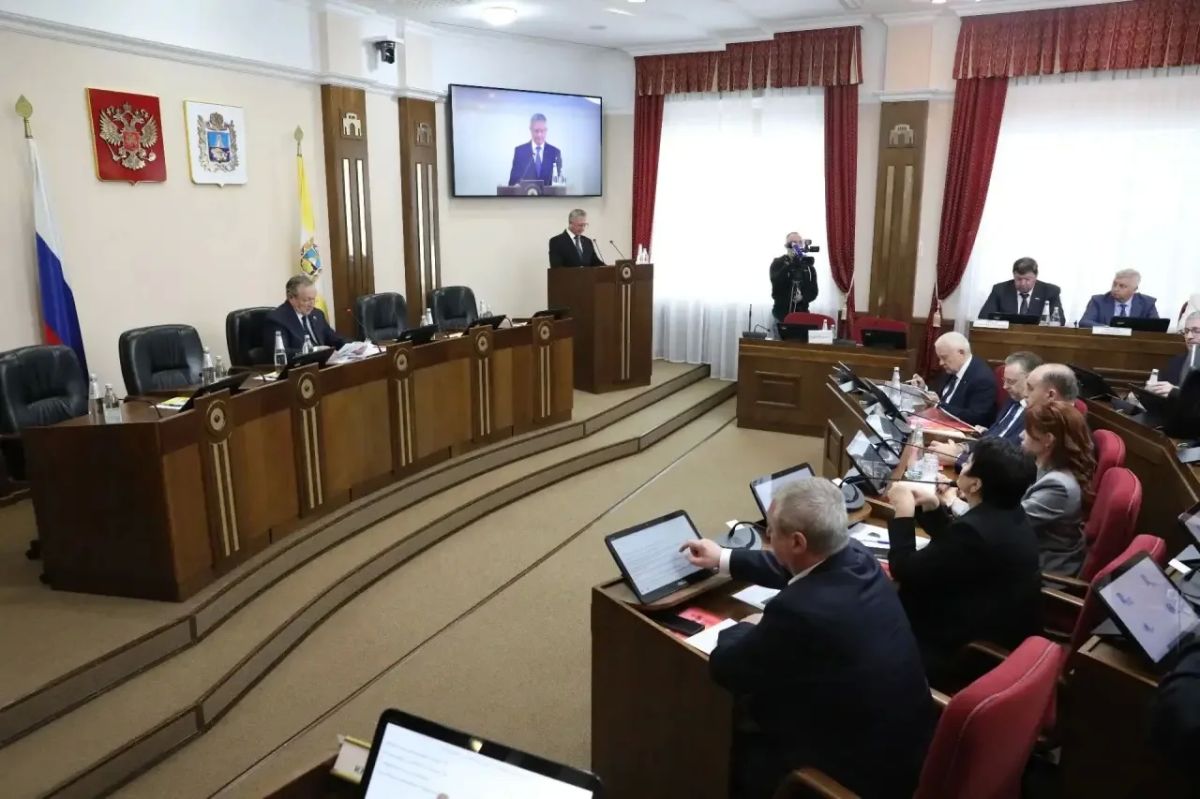 На первом заседании Думы Ставропольского края восьмого созыва депутаты утвердили структуру регионального парламента