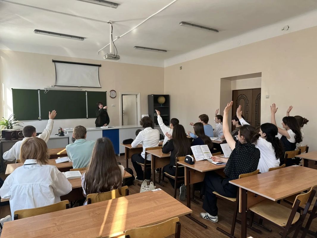 С Днём учителя, дорогие наши педагоги! С Днём учителя, дорогие наши педагоги!
