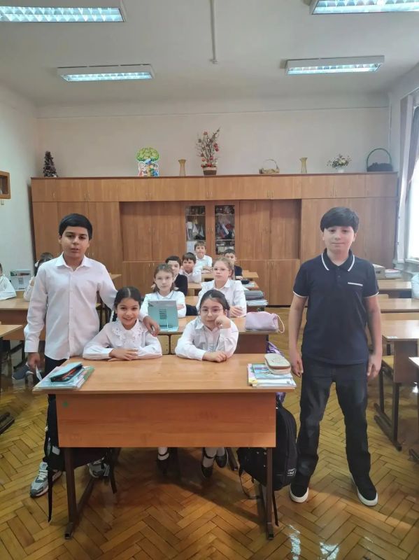 С Днём учителя, дорогие наши педагоги! С Днём учителя, дорогие наши педагоги!