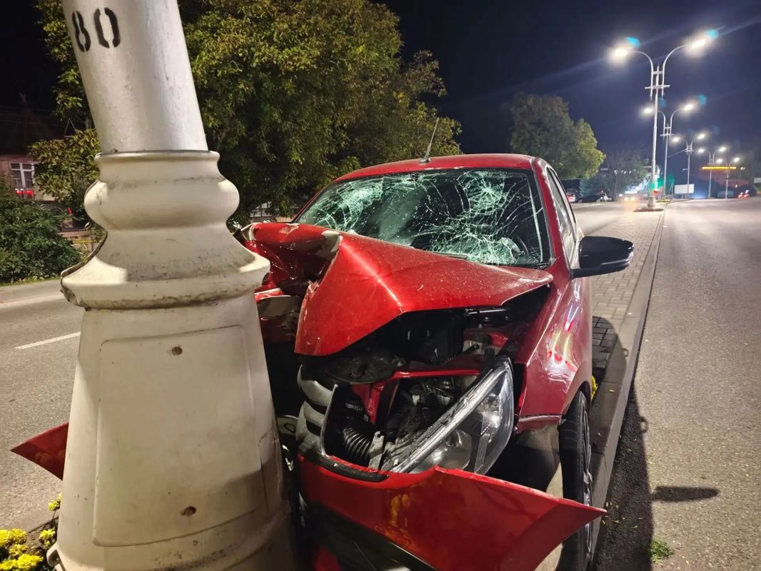 Поездка подростка на автомобиле в Пятигорске завершилась ДТП с 4-я пострадавшими Поездка подростка на автомобиле в Пятигорске завершилась ДТП с 4-я пострадавшими