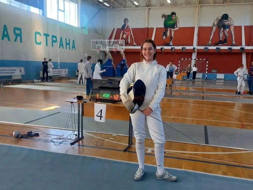 Пятигорские фехтовальщики вошли в число призёров турнира в Адыгее Пятигорские фехтовальщики вошли в число призёров турнира в Адыгее
