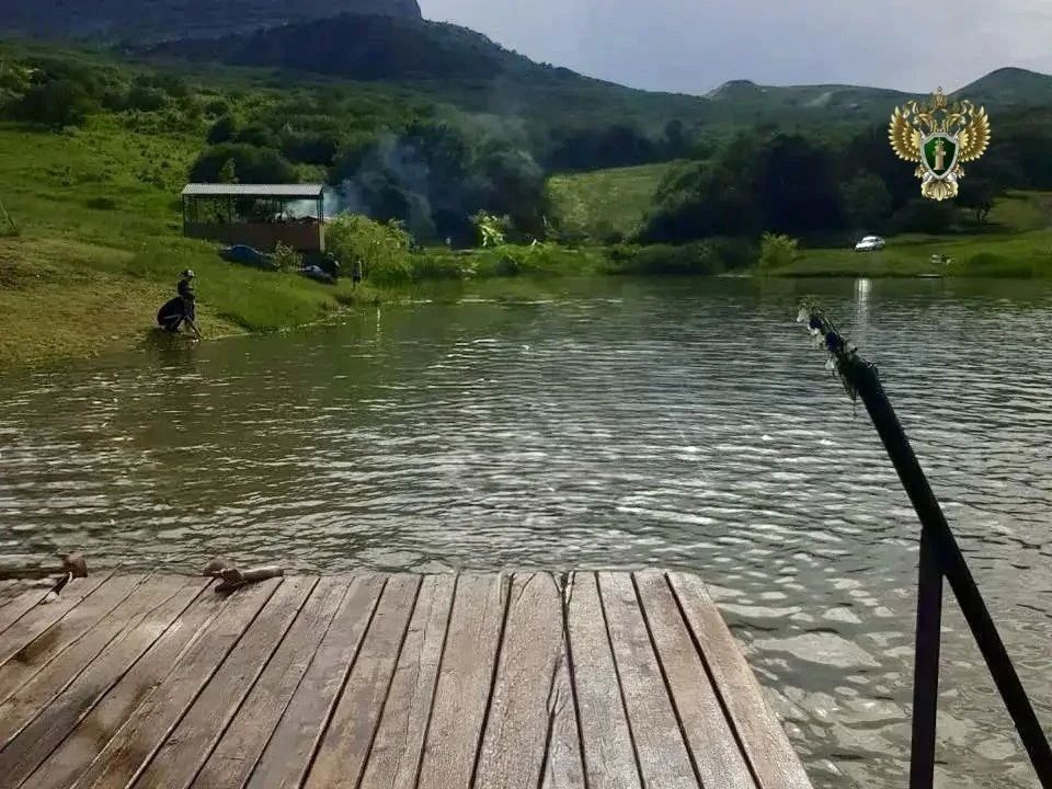Предпринимателя в Минводах оштрафовали за перекрытый доступ к Змейскому пруду