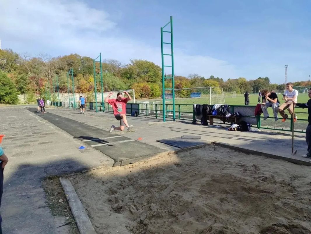 В Ессентуках прошёл день лёгкой атлетики городской Спартакиады школьников В Ессентуках прошёл день лёгкой атлетики городской Спартакиады школьников