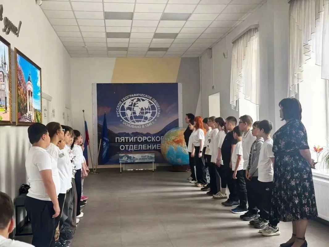 Министерством образования Ставропольского края совместно с региональным ресурсным центром Всероссийского проекта "Навигаторы детства" подведены итоги краевого конкурса программ и методических кейсов "Лучшая программа... Министерством образования Ставропольского края совместно с региональным ресурсным центром Всероссийского проекта "Навигаторы детства" подведены итоги краевого конкурса программ и методических кейсов "Лучшая программа...
