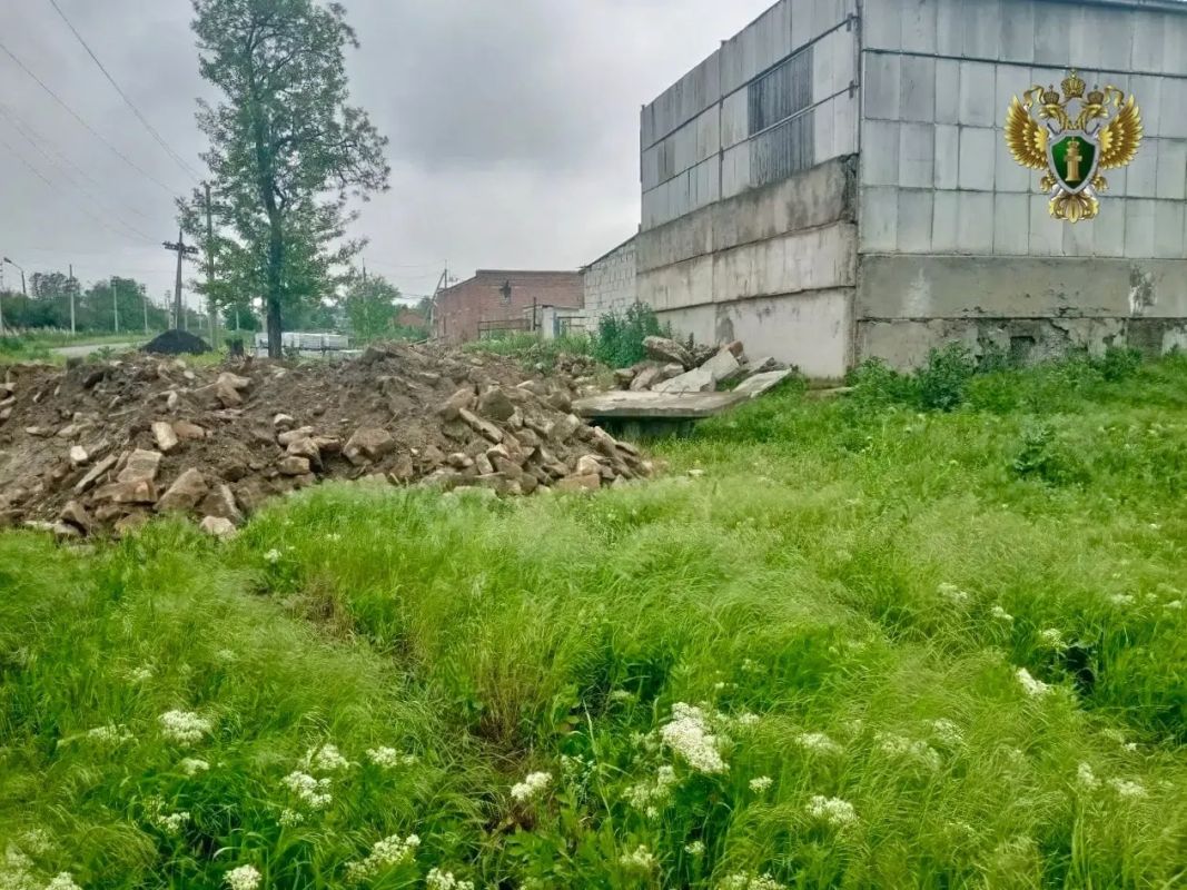 По требованию прокуратуры ликвидирована крупная свалка в Благодарном По требованию прокуратуры ликвидирована крупная свалка в Благодарном