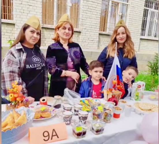Осенняя ярмарка добра: 12 школа поддерживает наших! Осенняя ярмарка добра: 12 школа поддерживает наших!
