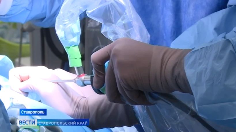 Ставропольские кардиохирурги спасли пациентку с крайне тяжелой болезнью