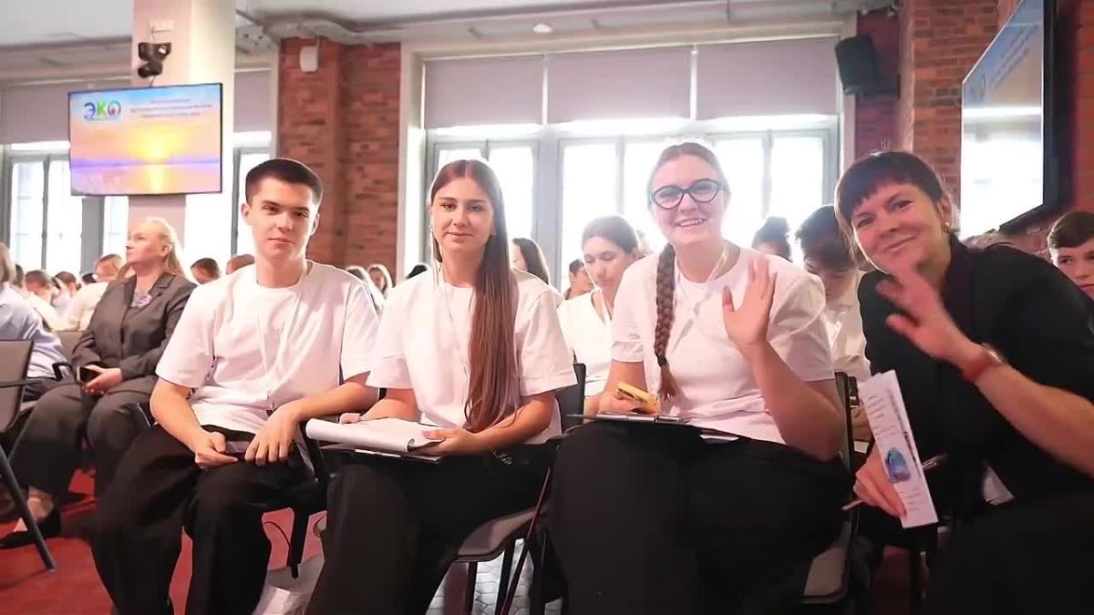 Ессентукские школьницы выступили в финале всероссийского экологического форума