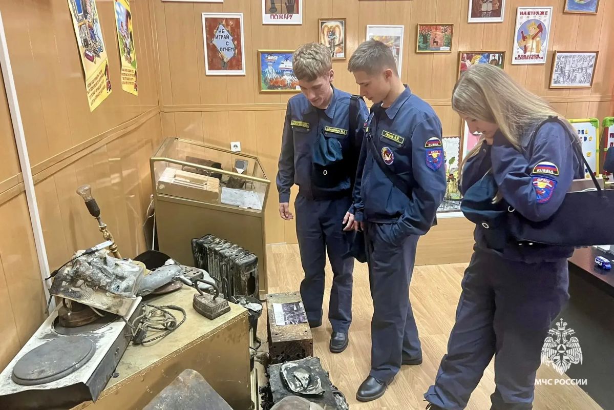 Делимся историей пожарной охраны МЧС Ставрополья со студентами Делимся историей пожарной охраны МЧС Ставрополья со студентами