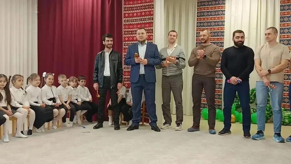 День отца - праздник, который согревает сердце День отца - праздник, который согревает сердце
