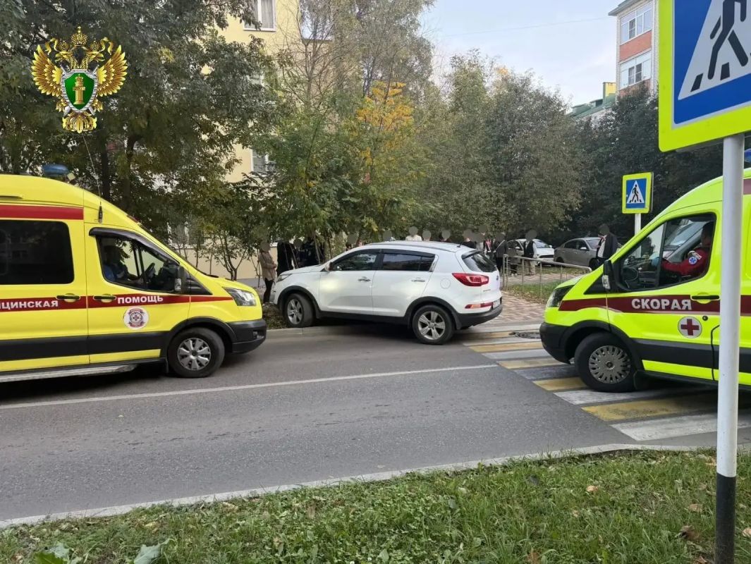 В Ставрополе водитель легковушки сбил женщину с двухлетней внучкой в коляске на пешеходном переходе В Ставрополе водитель легковушки сбил женщину с двухлетней внучкой в коляске на пешеходном переходе
