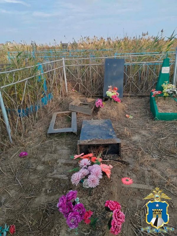 Пьяный мужчина повредил 13 надгробий на кладбище в Нефтекумском округе Пьяный мужчина повредил 13 надгробий на кладбище в Нефтекумском округе