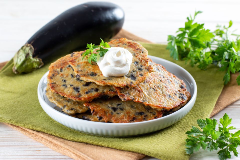 Драники из баклажанов: простой способ разнообразить меню