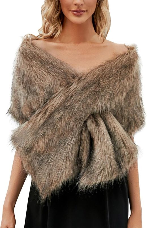 Модные идеи для шарфов: как современные женщины создают стильные образы